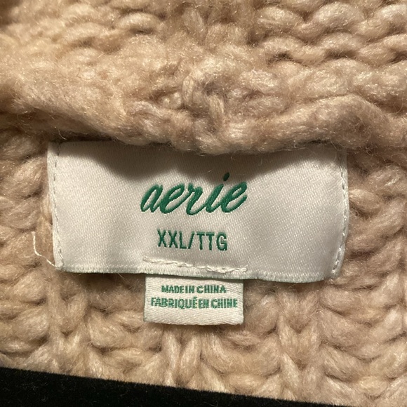 EUC oversized XXL hoodie sweater by Aerie.. super soft and warm - Picture 5 of 7